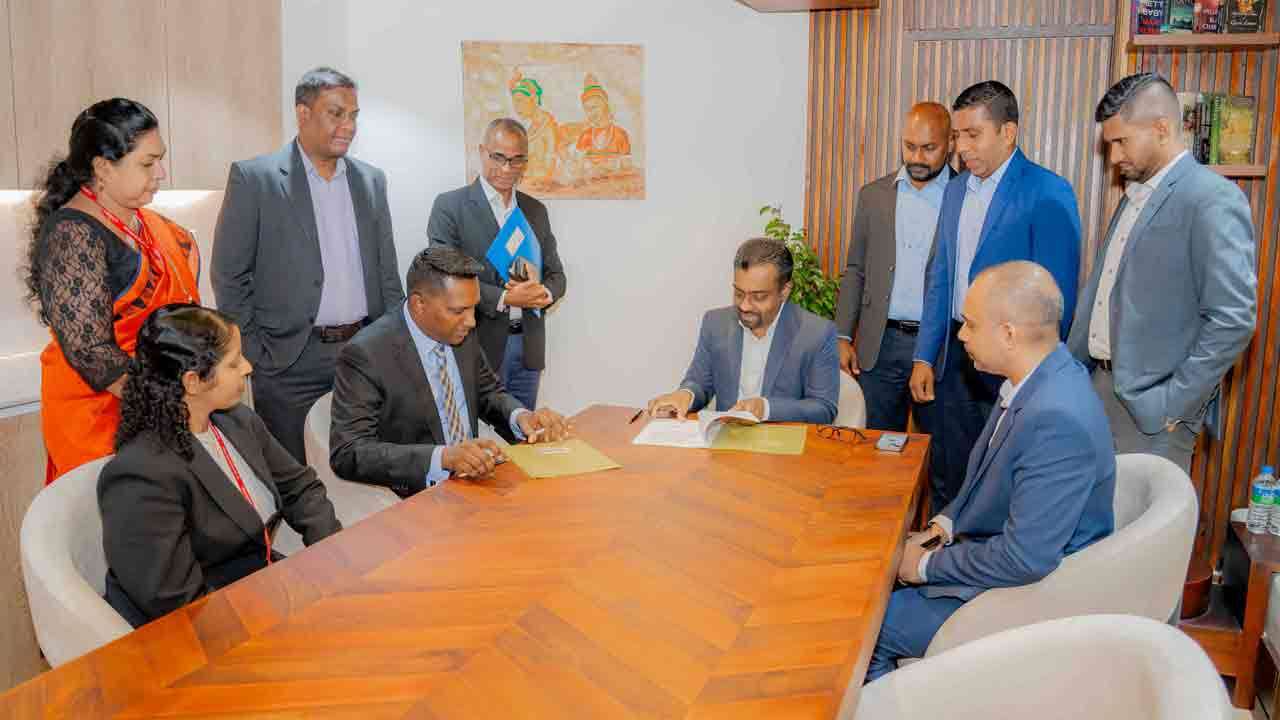 Micro Healthcare (Pvt) Ltd உடனான மூலோபாய கூட்டாண்மை மூலம் தனது மருந்து வரிசையை விரிவுபடுத்தும் Healthguard Distribution