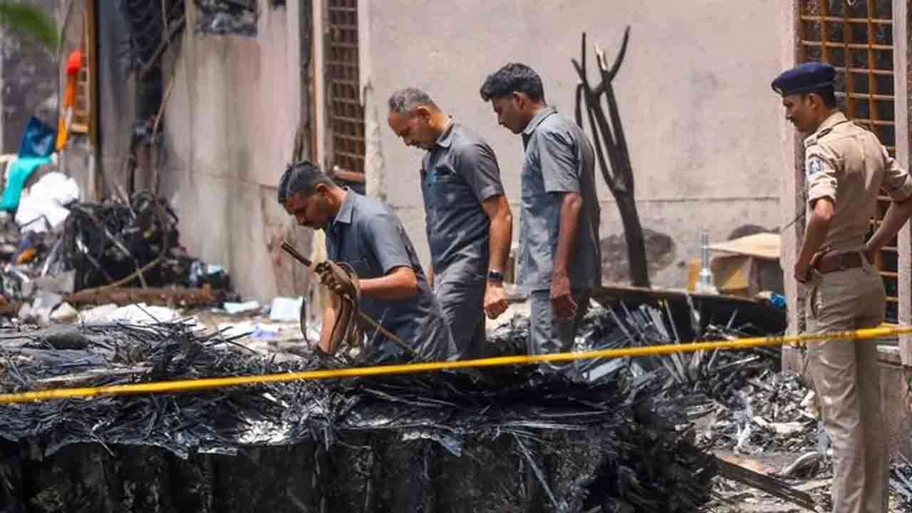 அகமதாபாத் விமான விபத்தில் பலி எண்ணிக்கை 274 ஆக உயர்வு