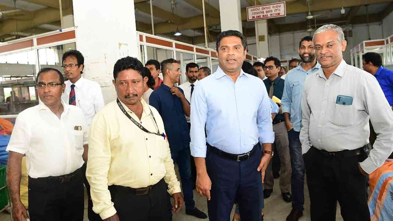 1000 அஞ்சல் உதவியாளர்களை நிரந்தர சேவையில் சேர்க்க நடவடிக்கை