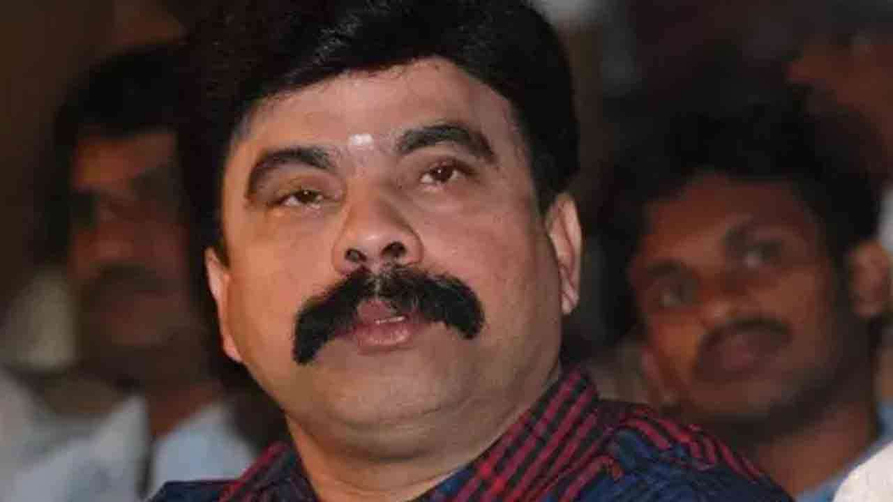 கடன் மோசடி வழக்கு - நடிகர் பவர் ஸ்டார் சீனிவாசன் கைது