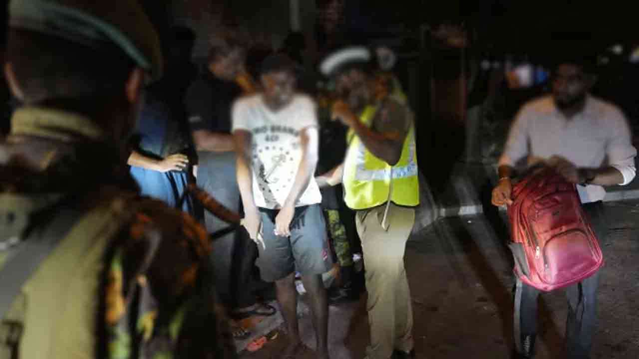 நாடு முழுவதும் விசேட சோதனை-  23 முக்கிய குற்றவாளிகள் கைது