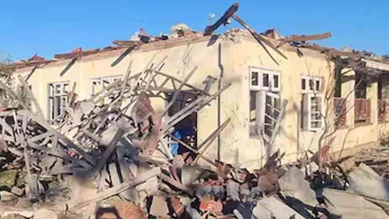 மியன்மாரில் வைத்தியசாலை மீது தாக்குதல் - 34 பேர் பலி