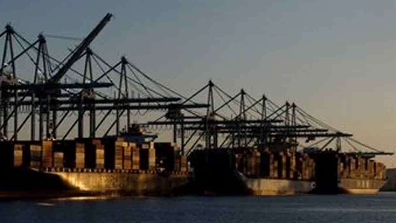 வெனிசுலாவின் 6 எண்ணெய் கப்பல்களுக்கு அமெரிக்கா தடை 