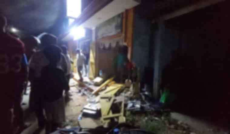  பொலிஸார் துரத்தி வந்த கார் மோதி கோர விபத்து: மூவர் படுகாயம்!