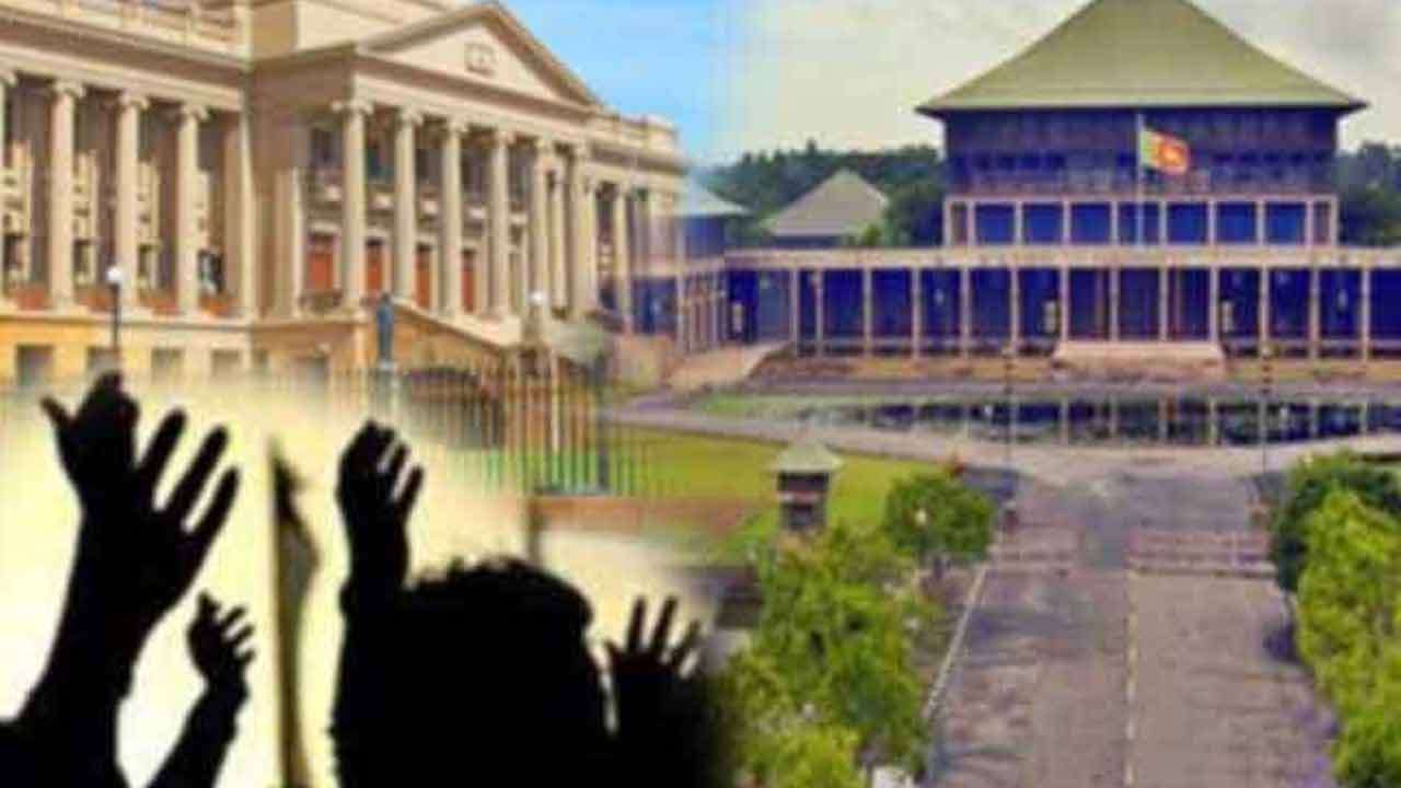 2025 இறுதியில் அரசியல் களத்தில் நிலவும் அமைதி 2026 ஆம் ஆண்டிற்கான சவாலா?