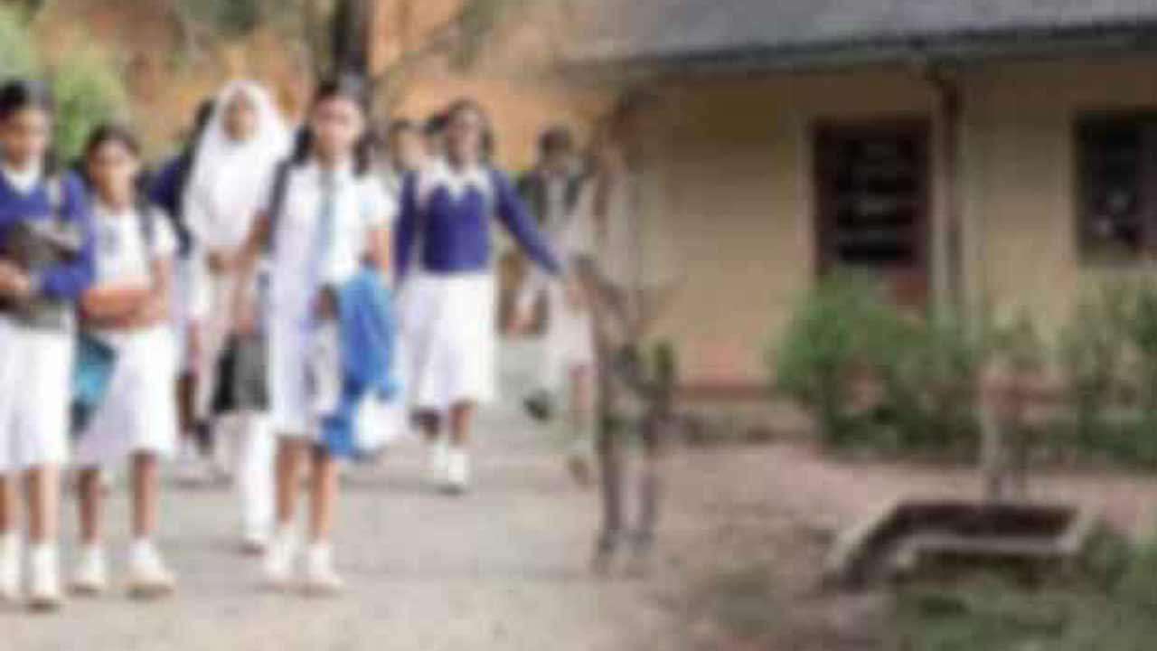 தோட்டப் பாடசாலைகளில் ஆசிரியர் விடுதிகளை அமைக்க தீர்மானம்