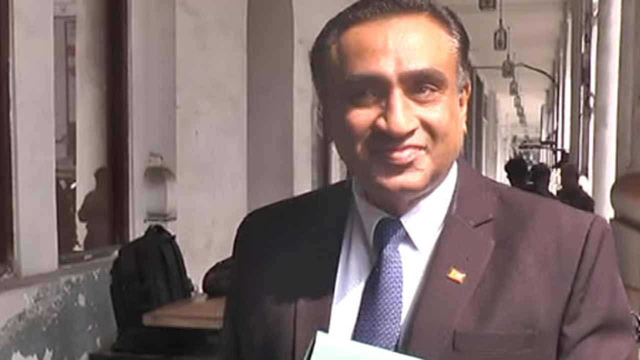 கல்வி அமைச்சின் செயலாளர் CID-யில் முறைப்பாடு