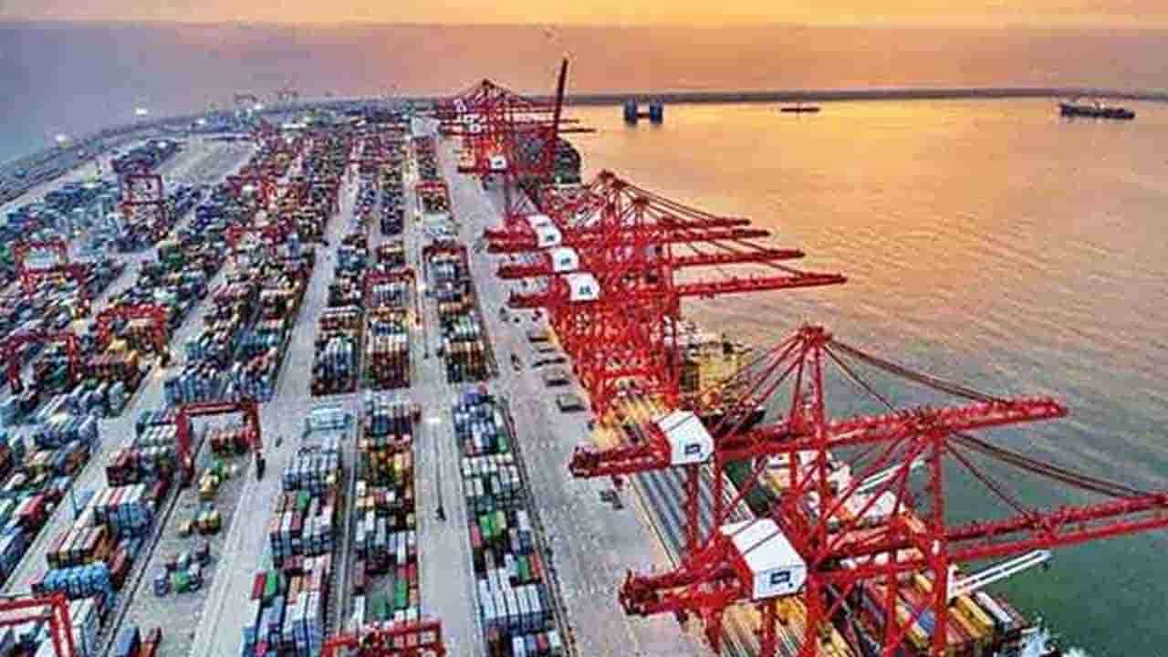 2025 இல் கொழும்புத் துறைமுகம் எட்டிய புதிய மைல்கல்