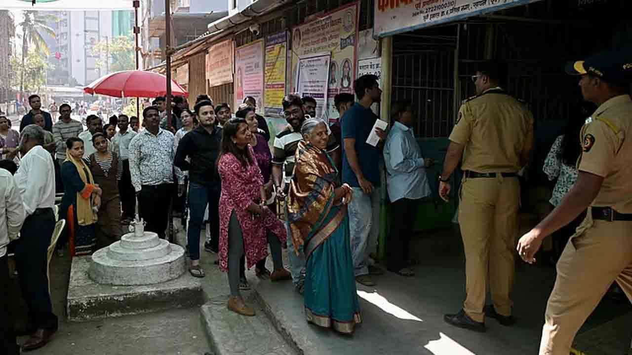 மகாராஷ்டிரா உள்ளுராட்சி தேர்தல் வாக்கு எண்ணும் பணி ஆரம்பம்