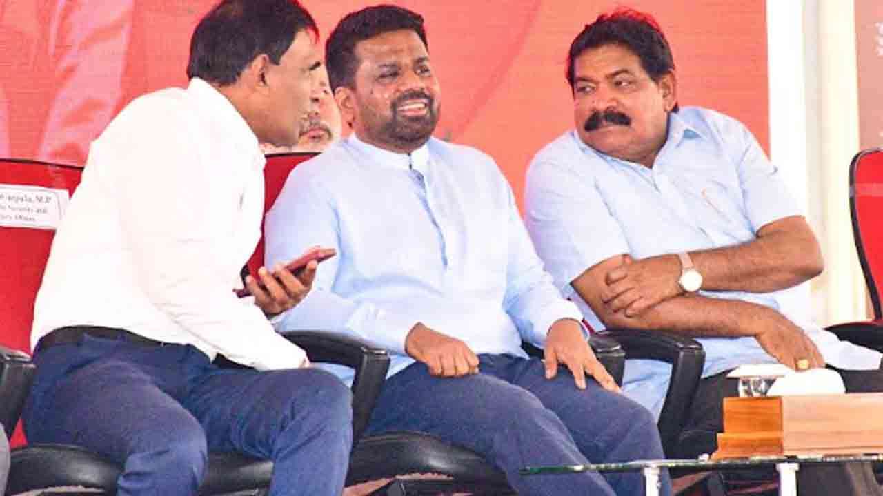 சாபக்கேடான அரசியல் யாழ்ப்பாணத்தில் உள்ளது!