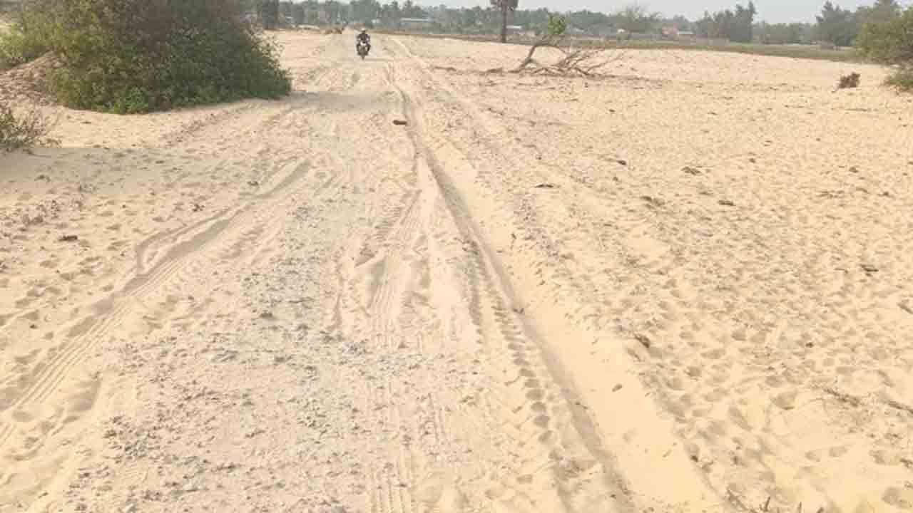 பொற்பதி - மணல்காடு இணைப்பு வீதியை புனரமைக்க கோரிக்கை