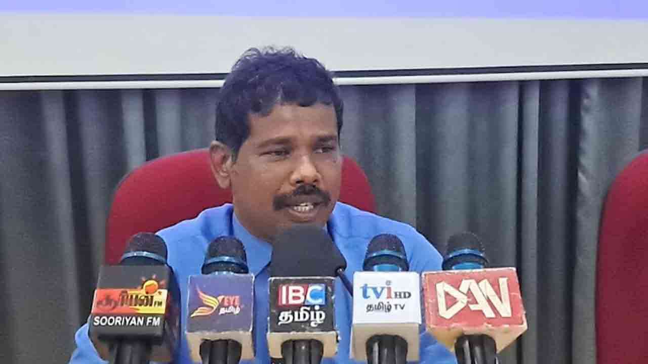 பதிலீடுகளற்ற ஆசிரியர் இடமாற்றங்களால் மாணவர்களின் கல்வி மிகவும் பாதிப்பு! 