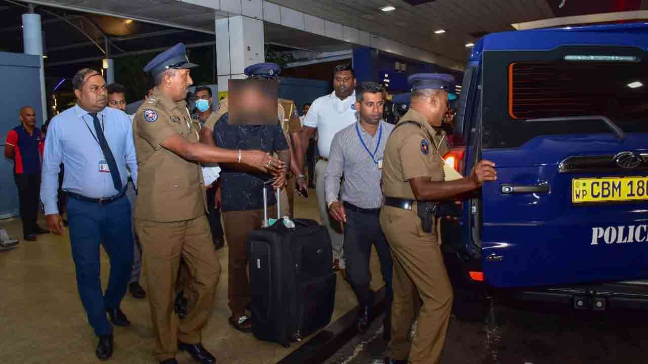 சிவப்பு பட்டியல் குற்றவாளிகளில் ஒருவர் நாட்டுக்கு! 