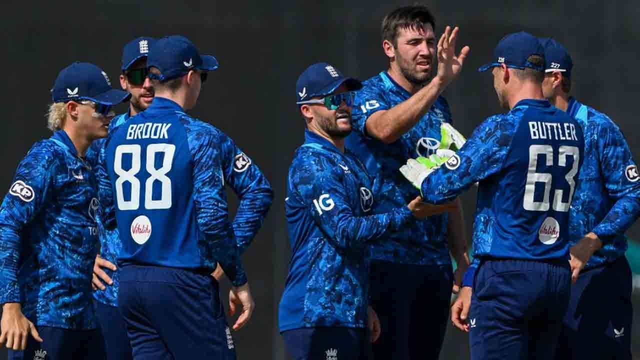 இலங்கையை வீழ்த்தி இங்கிலாந்து வெற்றி 