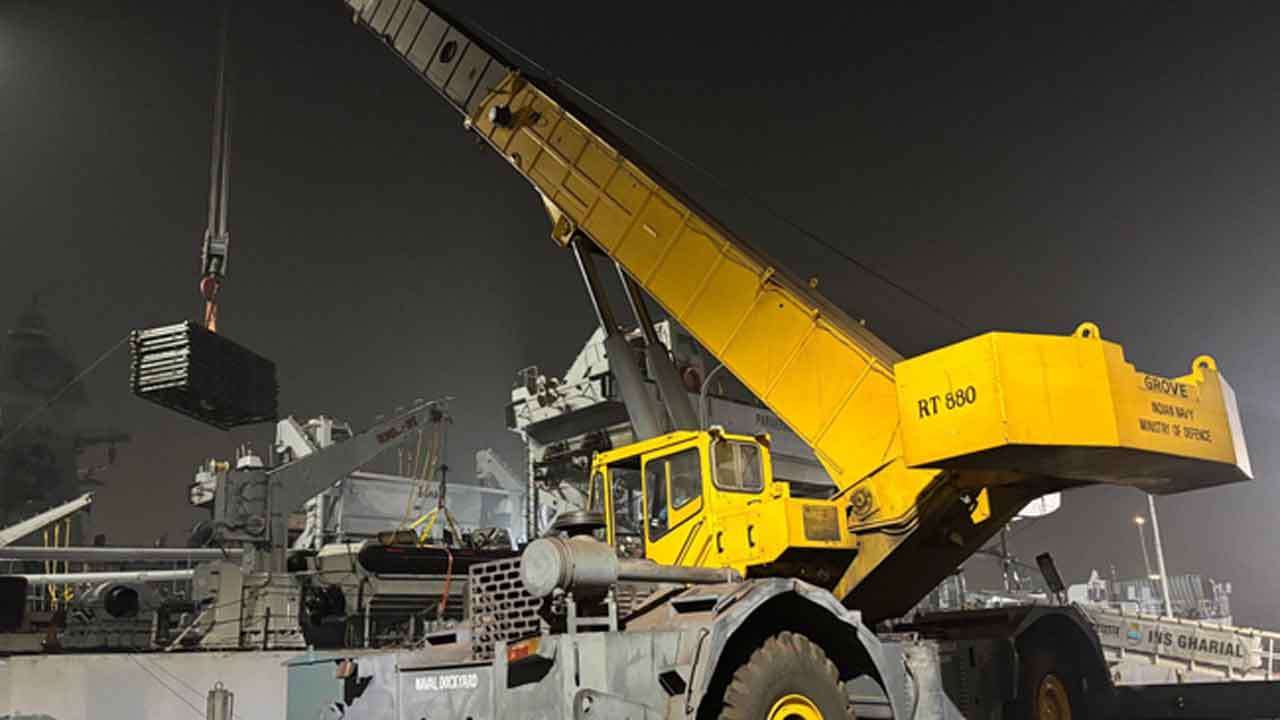 இந்தியாவிடமிருந்து மற்றுமொரு உதவி: 10 பெய்லி பாலங்கள் இலங்கைக்கு!