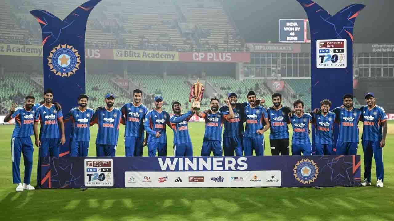 நியூசிலாந்தை வீழ்த்தித் தொடரைச் சுவீகரித்தது இந்தியா