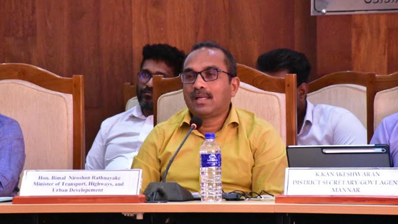 பாதைகள் திறக்கப்படாமல் இருப்பதற்கு பாதுகாப்பு காரணங்களாக உள்ளன!