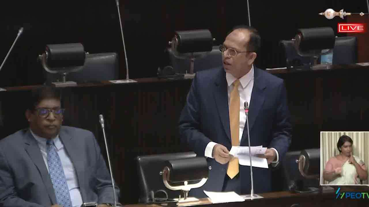 பாராளுமன்றில் ஹிஸ்புல்லாஹ் குற்றச்சாட்டு