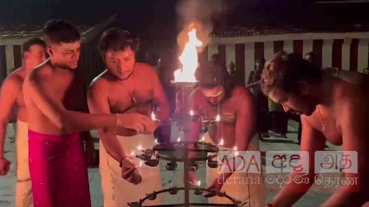 நல்லூர் கந்தசுவாமி கோயிலில் கோலாகலப் புத்தாண்டு வரவே