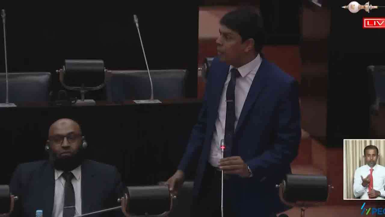 படித்தவர்களை உங்கள் கட்சியில் சேர்த்துக் கொள்ளுங்கள்