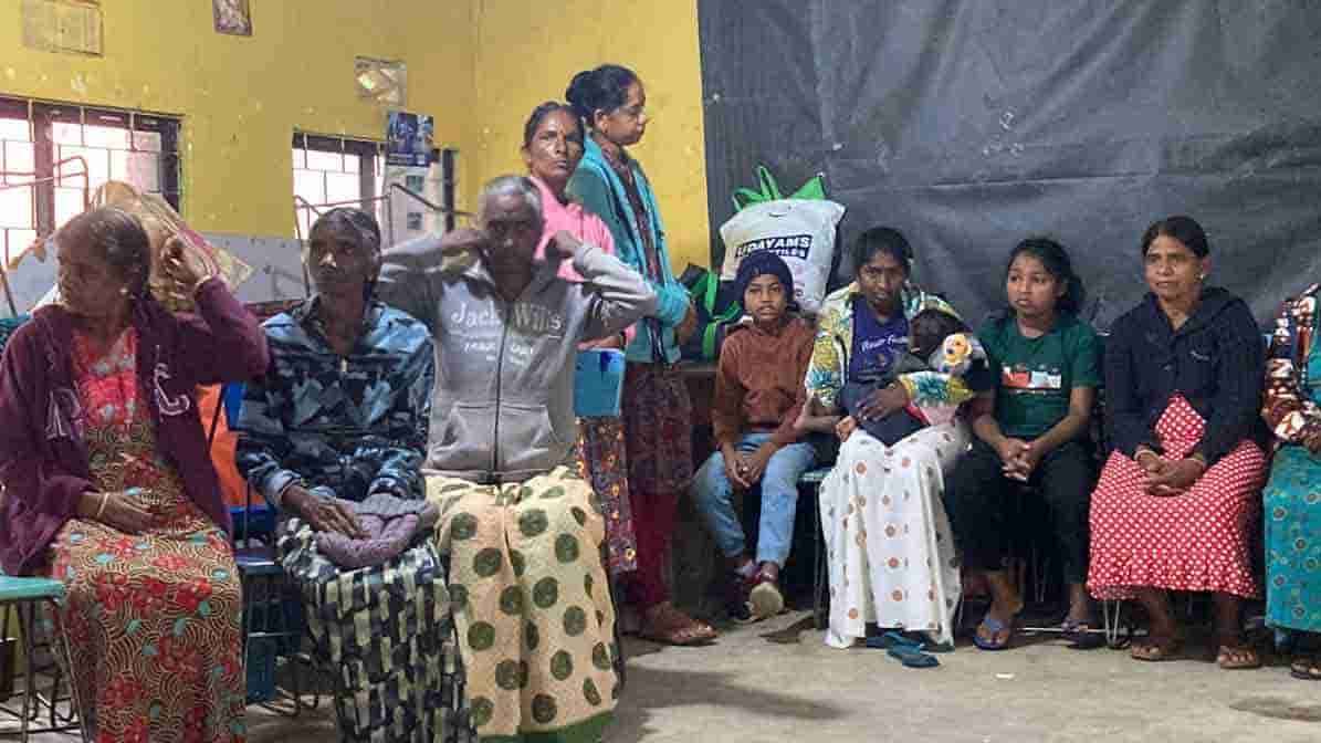 120 பேர் இடம்பெயர்வு