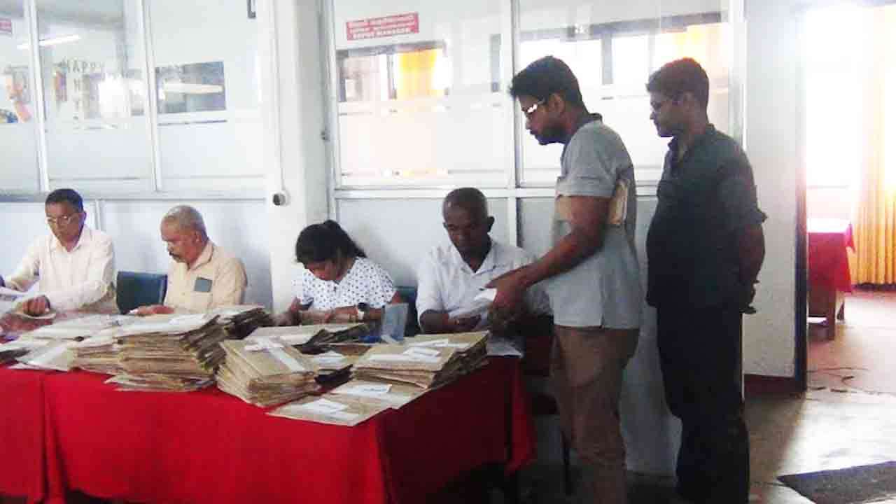 நுவரெலியாவில் 20,502 பேர் தபால் மூல வாக்களிப்பிற்கு தகுதி!