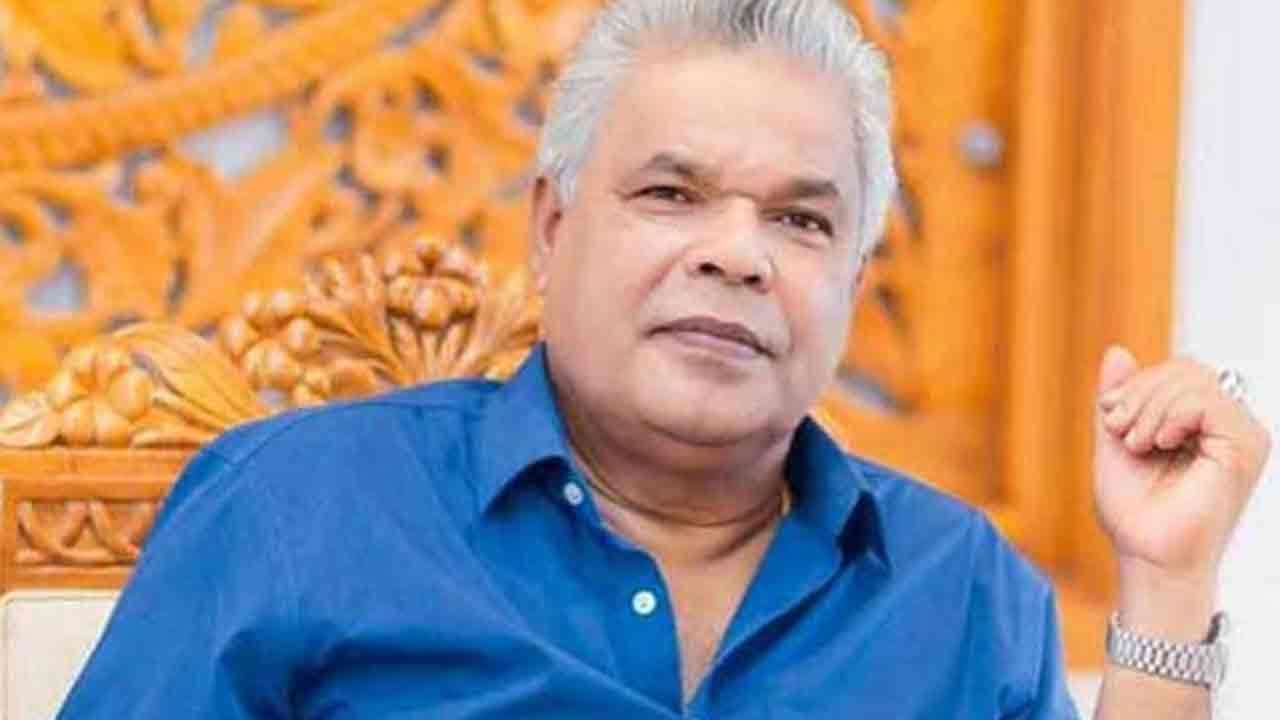 டட்லி சிறிசேன உள்ளிட்ட ஐவர் மீது குற்றச்சாட்டு