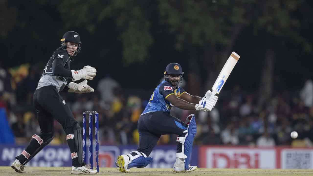 இறுதி வரை போராடி தோற்றது இலங்கை அணி