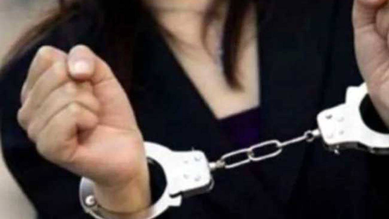 சீன பெண்கள் இருவர் கண்டியில் கைது!