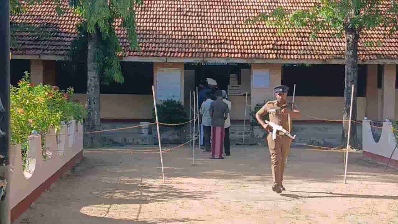 கிளிநொச்சியில் வாக்களிப்பு நடவடிக்கைகள்!