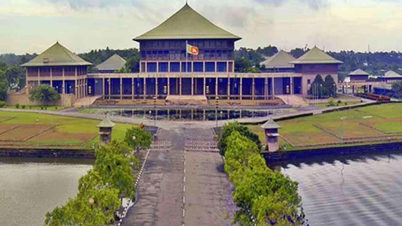 புதிய பாராளுமன்ற உறுப்பினர்களுக்கு செயலமர்வு!