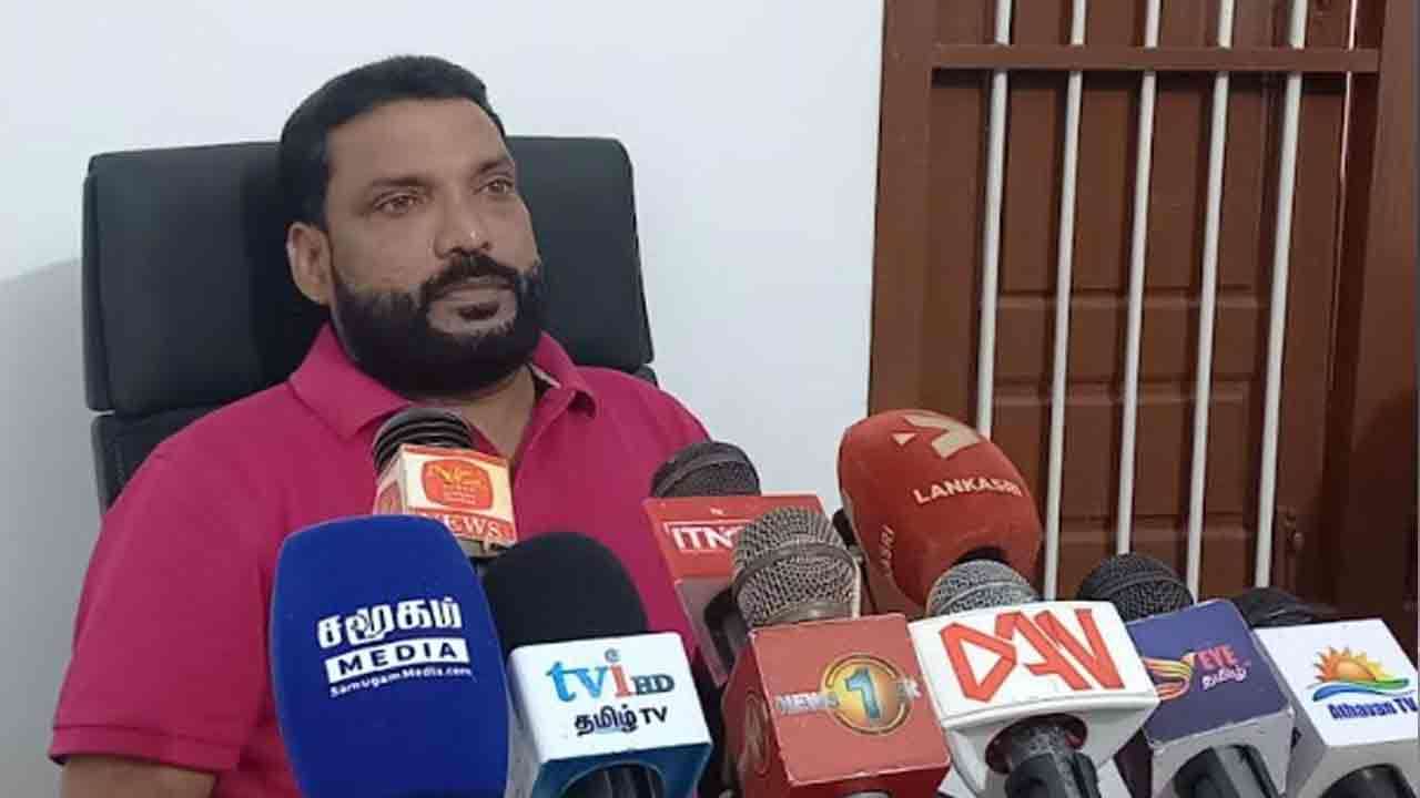 பணம் கொடுத்து வாக்கு பெறுவதை நிறுத்த வேண்டும்!