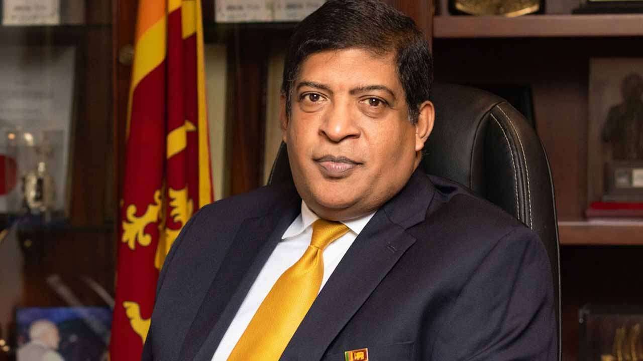 சிலிண்டரின் தேசியப் பட்டியலில் ரவி கருணாநாயக்க..!