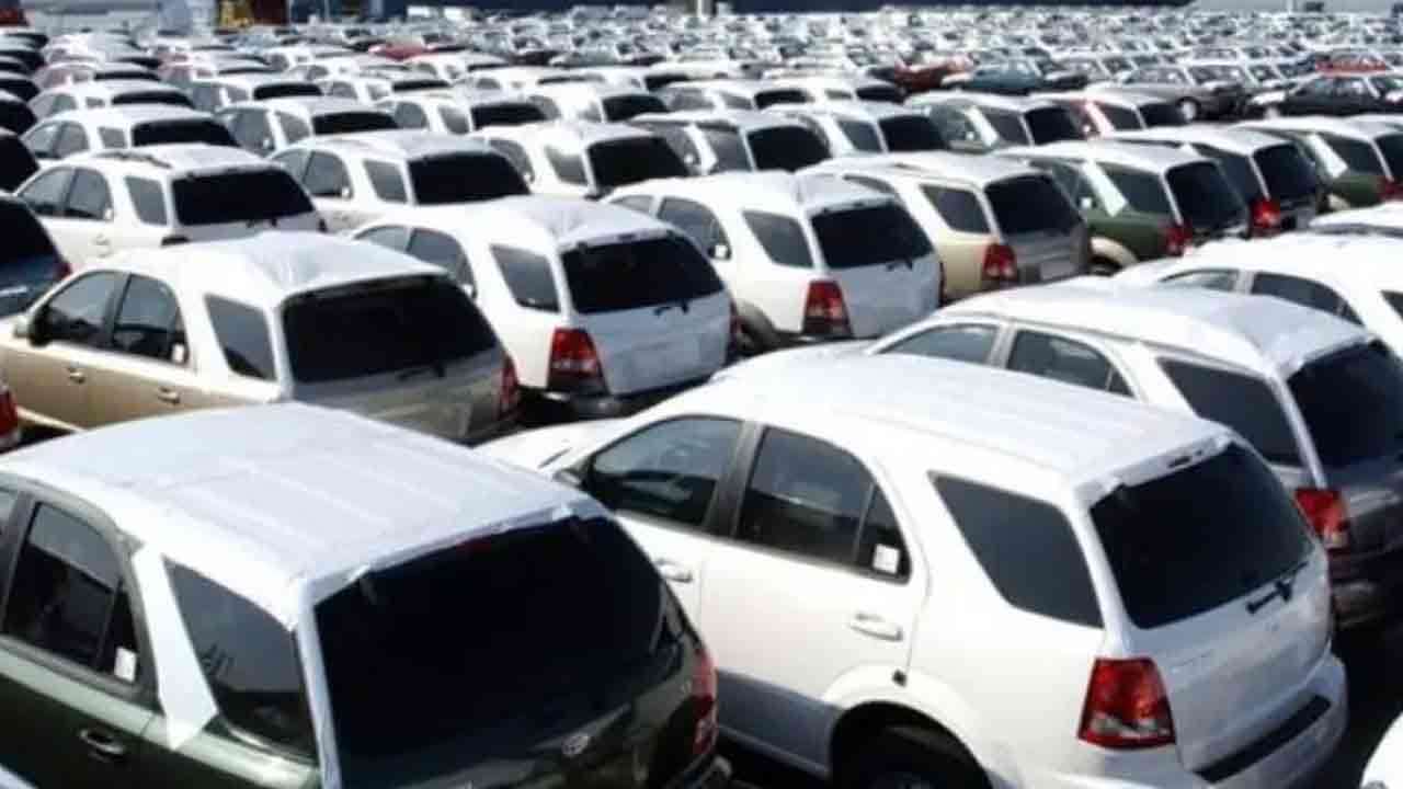 வாகன இறக்குமதி தொடர்பில் புதிய அறிவிப்பு