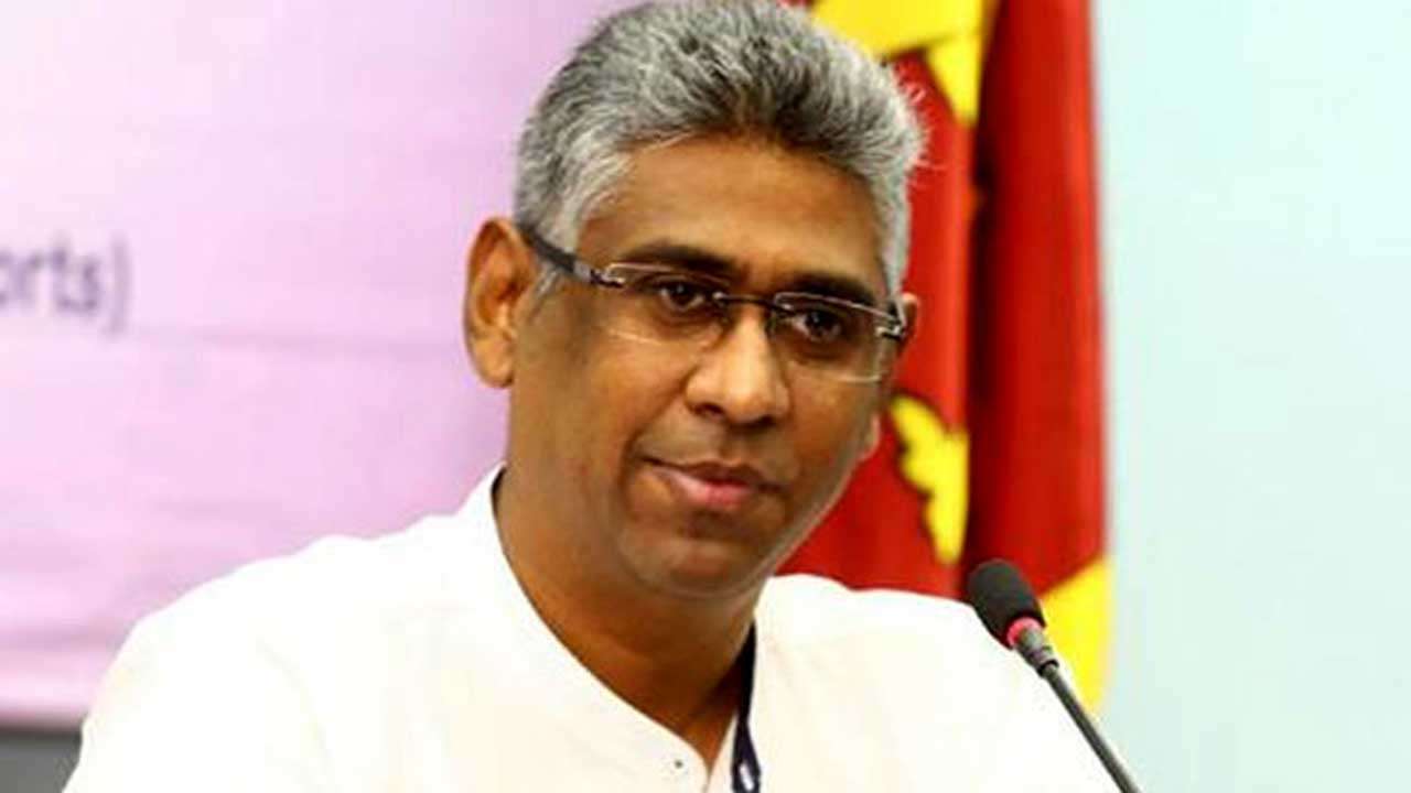 பாராளுமன்றம் செல்லும் பைசர் முஸ்தபா!