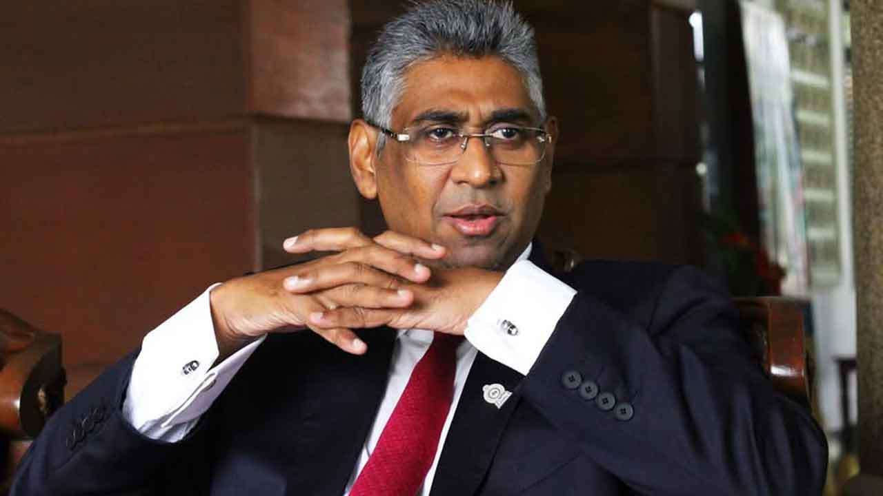 சிலிண்டரின் தேசியப் பட்டியல் எம்.பியானார் பைசர் முஸ்தபா