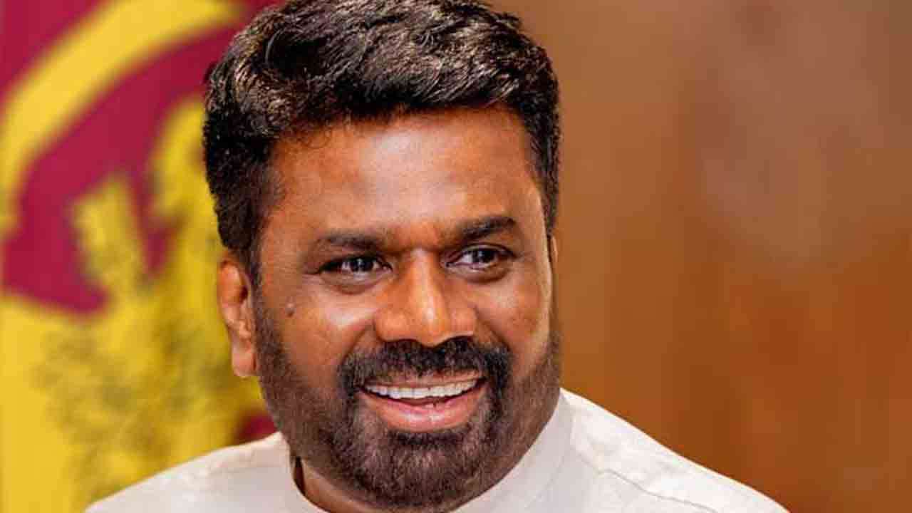 இந்தியா பறந்தார் ஜனாதிபதி 
