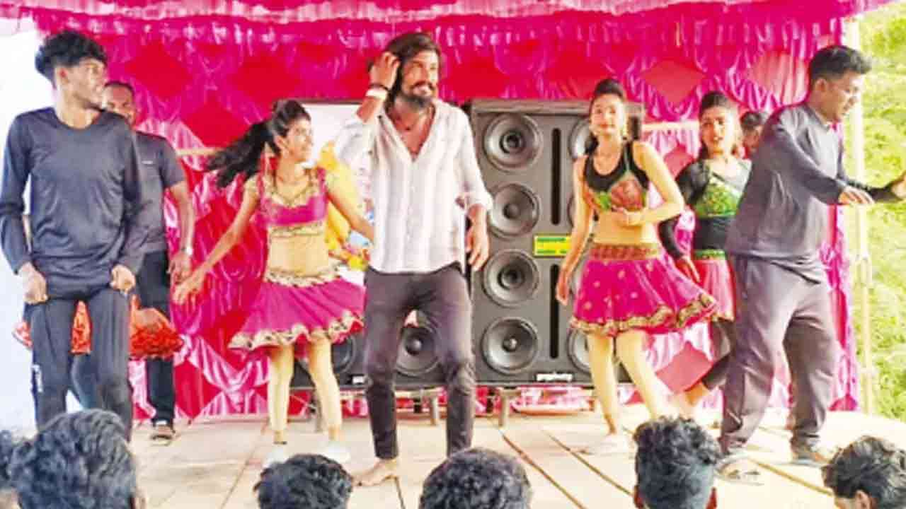மூதாட்டியின் இறுதி ஆசையை நிறைவேற்றிய குடும்பத்தினர்