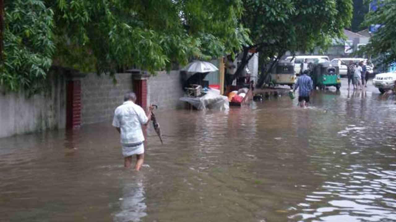 கடுவெல பிரதேசம் வெள்ளத்தில் மூழ்குவதை தடுக்க விசேட வேலைத்திட்டம்