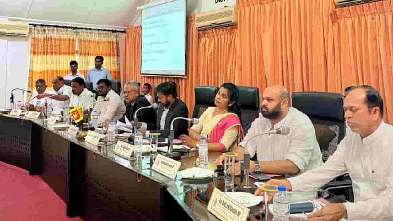 மாவட்ட எல்லைப் பிணக்குகளை உடனடியாக தீருங்கள்!