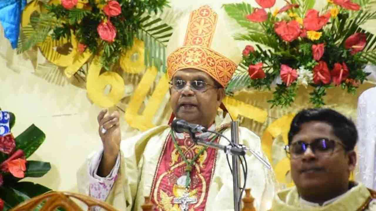 புத்தாண்டு நள்ளிரவு திருப்பலி!