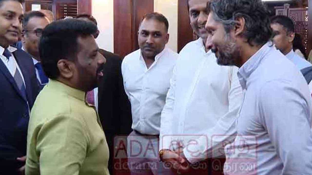 ஜனாதிபதியின் புதிய திட்டத்திற்கு வலு சேர்த்த சங்கா, மஹேல 