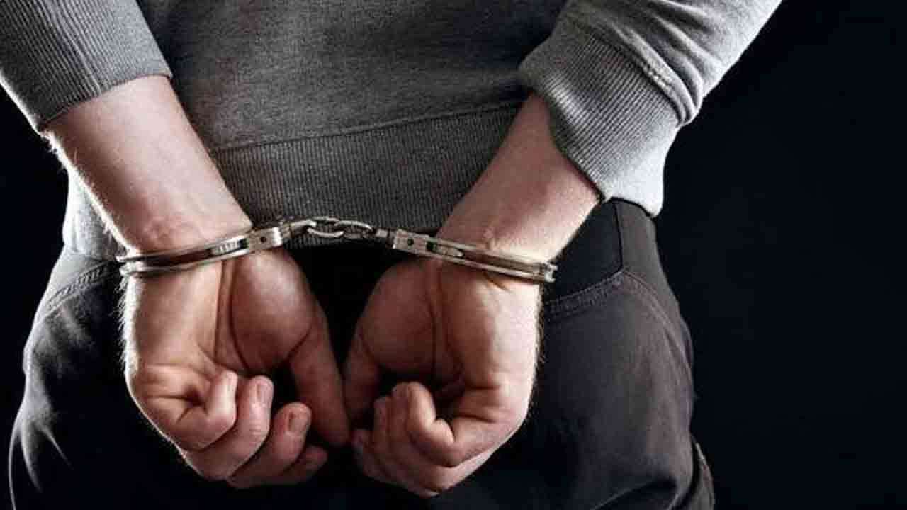 இளைஞர் மீது கொலைவெறி தாக்குதல் - 03 பேர் கைது