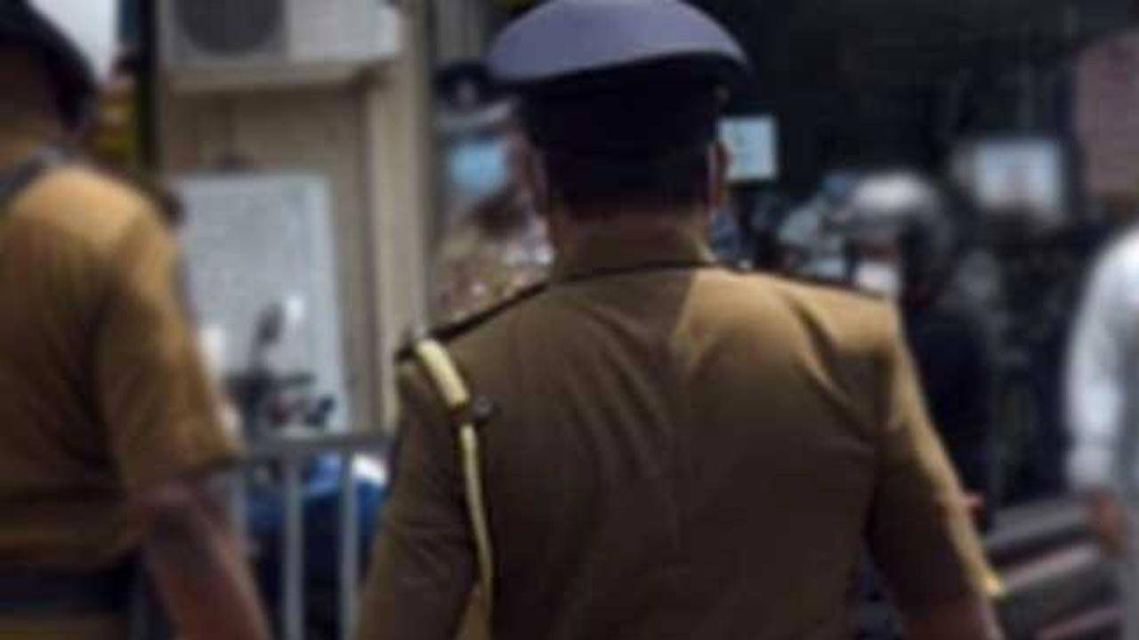 பல்வேறு பகுதிகளில் இடம்பெற்ற விசேட சுற்றிவளைப்பு