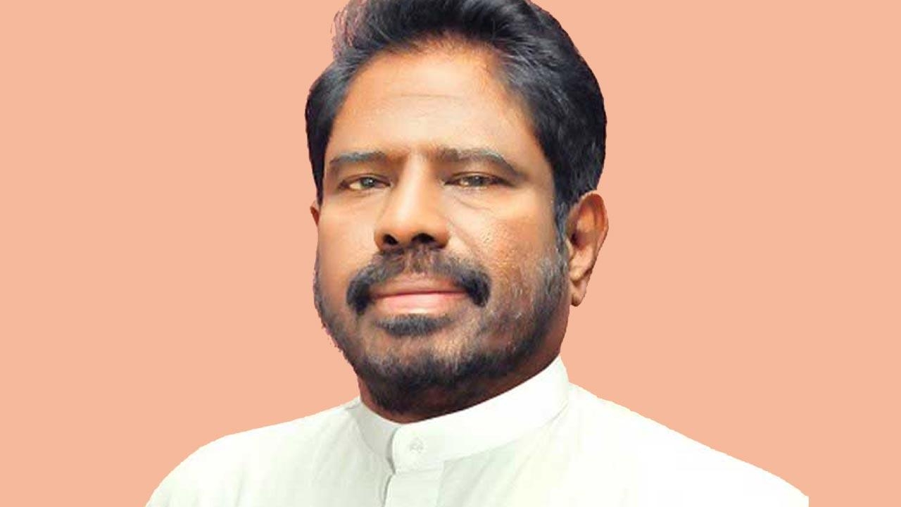 முன்னாள் அமைச்சர் விஜயமுனி சொய்சா நீதிமன்றில்