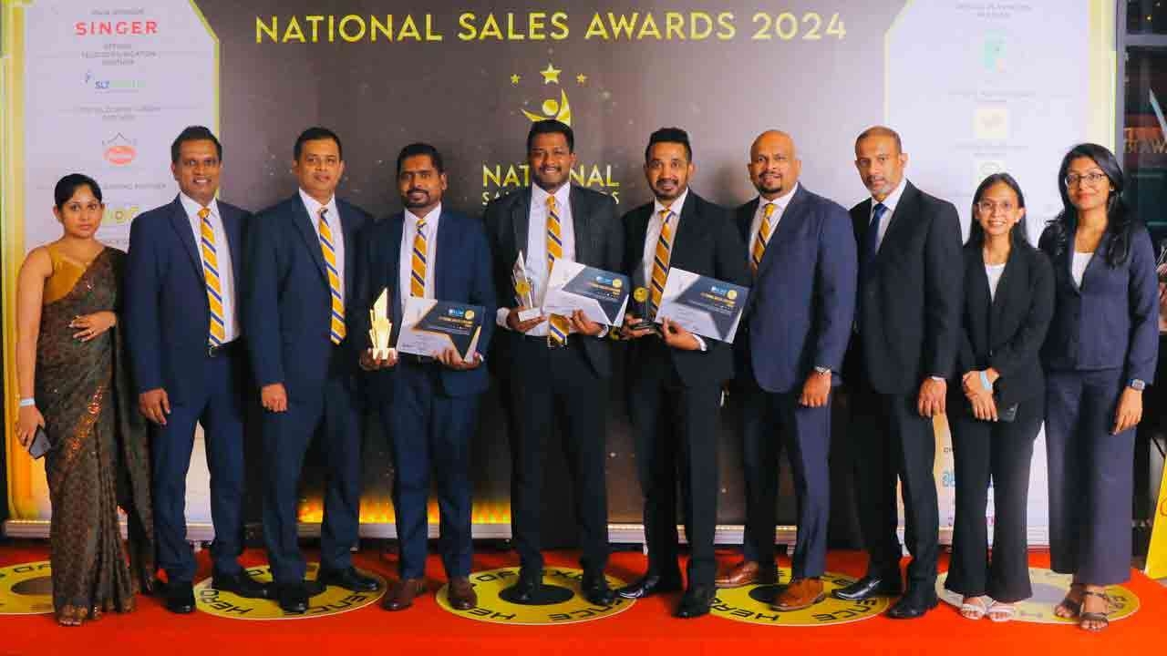 HNB பொதுக் காப்புறுதிக்கு SLIM National Sales Awards 2024 இல் உயர் விருதுகள்
