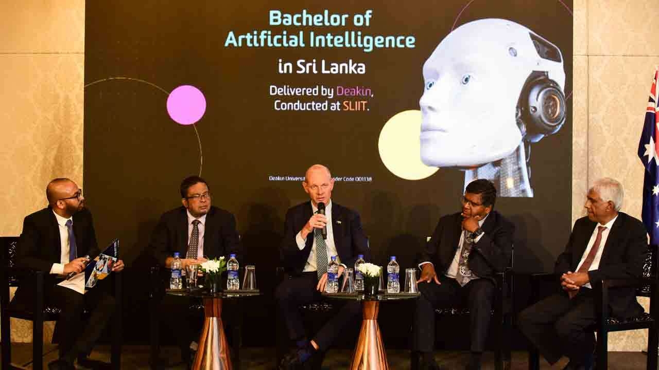 SLIIT மற்றும் Deakin பல்கலைக்கழகம் ஆகியன இணைந்து புதுமைமிகுந்த அவுஸ்திரேலியாவின் செயற்கை நுண்ணறிவு (AI) பட்டத்தை இலங்கையில் அறிமுகப்படுத்துகின்றன