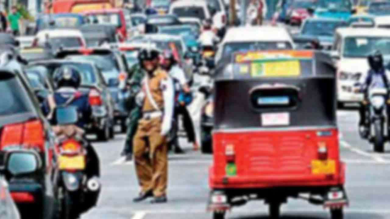 மஹிந்த ராஜபக்ஷ தலைமையில் விசேட கலந்துரையாடல்