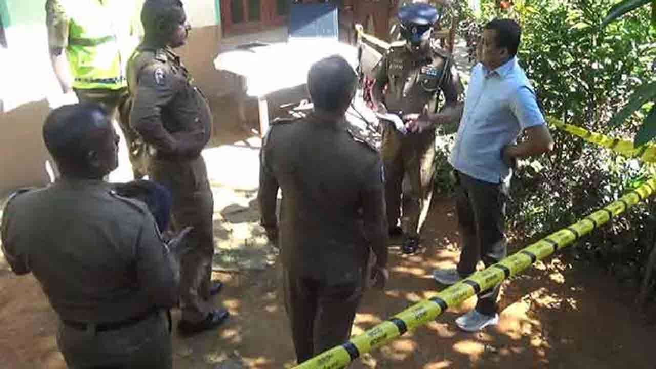 மனைவியை கொலை செய்த கணவன் பொலிஸில் சரண்