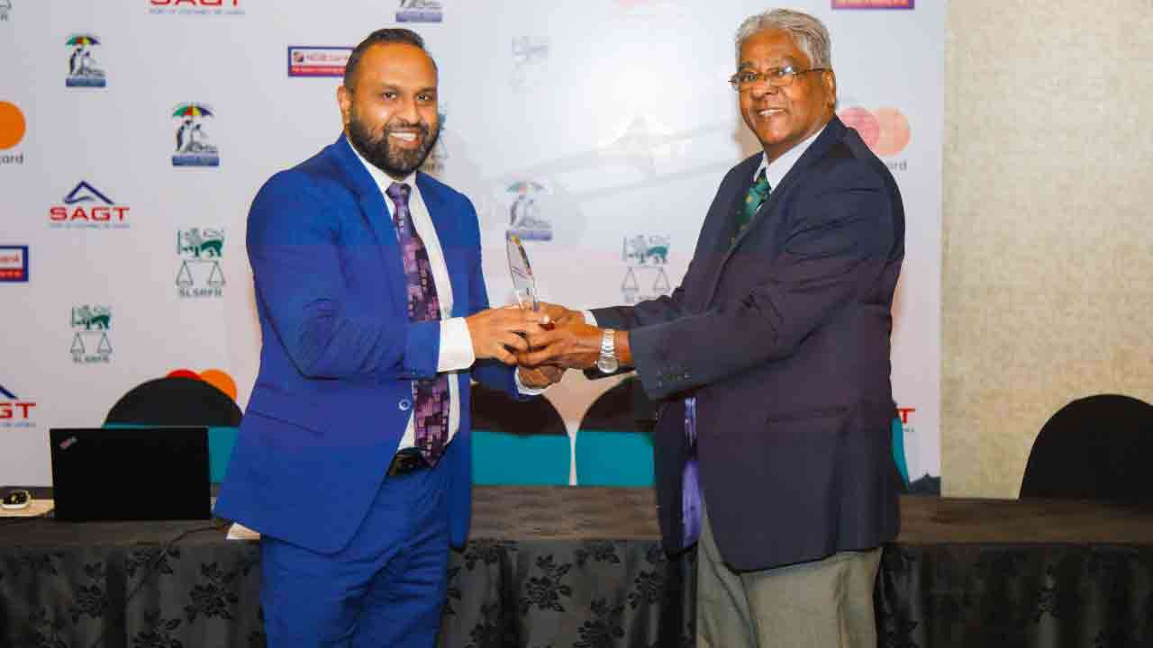 SLSRFR விருதுகளில் NDB வங்கி உத்தியோகபூர்வ வங்கிப் பங்குதாரராகஅங்கீகாரம்